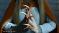 SNOW396-Showing Orange Nails