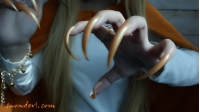 SNOW396-Showing Orange Nails